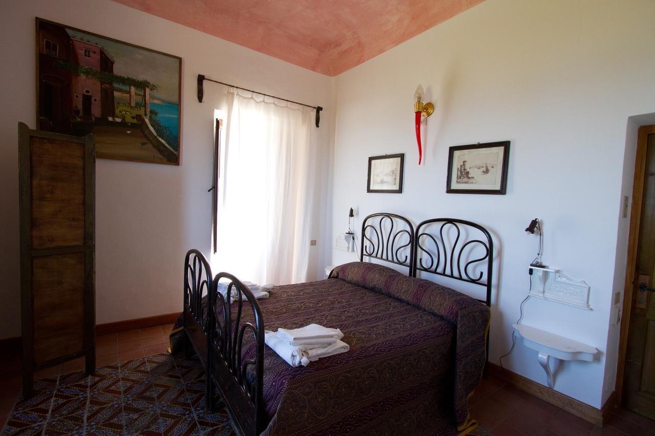 La Locanda Del Barbablu Stromboli Exteriör bild
